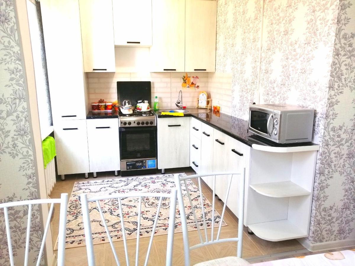 Уютная Трешка Atyrau Ngoại thất bức ảnh